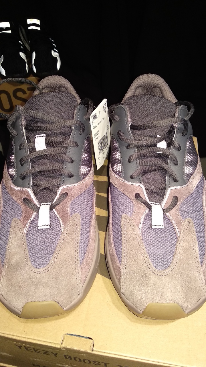 http://img1.superbuy.com/images/app/2018/12/04/8812904815438_0_7_0.jpg?x-oss-process=image/resize,w_950