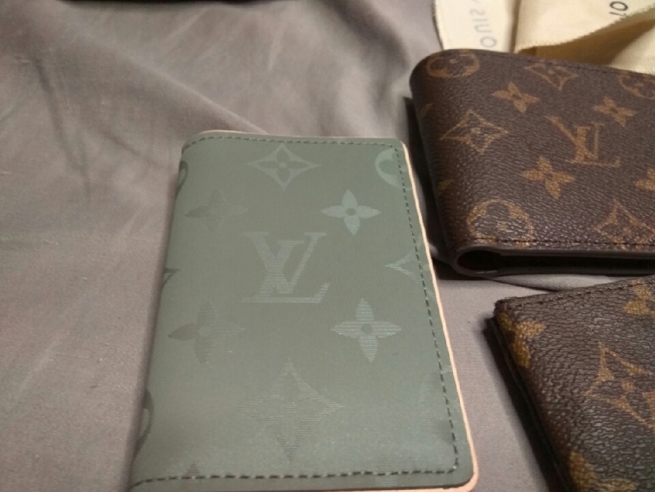 http://img1.superbuy.com/images/app/2019/03/20/6124374615530_4_2_4.jpg?x-oss-process=image/resize,w_950