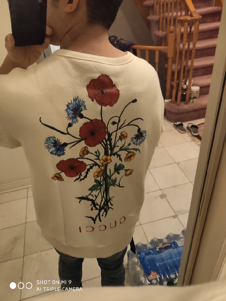 http://img1.superbuy.com/images/app/2019/04/20/7582383415557_2_1_7.jpg?x-oss-process=image/resize,w_950