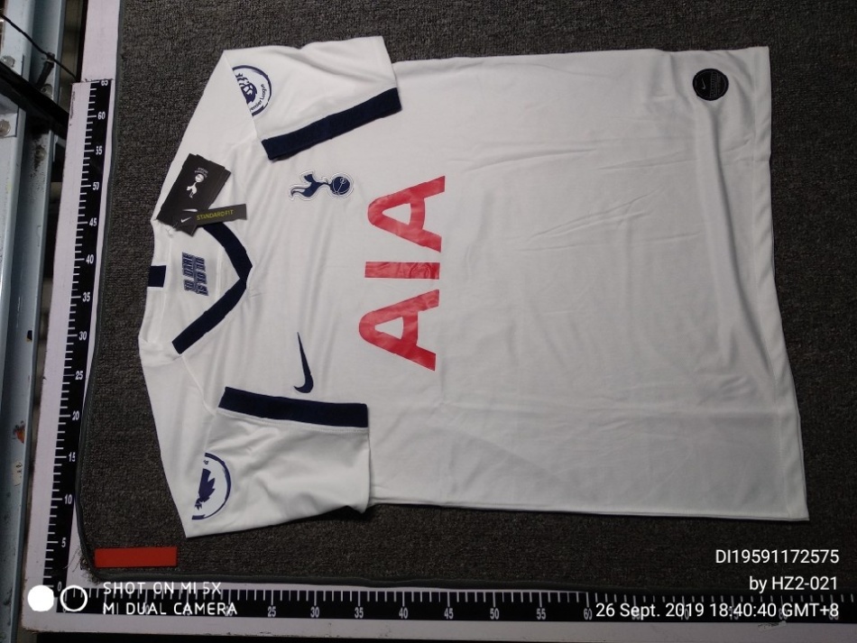 http://img1.superbuy.com/images/app/2019/10/01/3294820615699_1_8_3.jpg?x-oss-process=image/resize,w_950