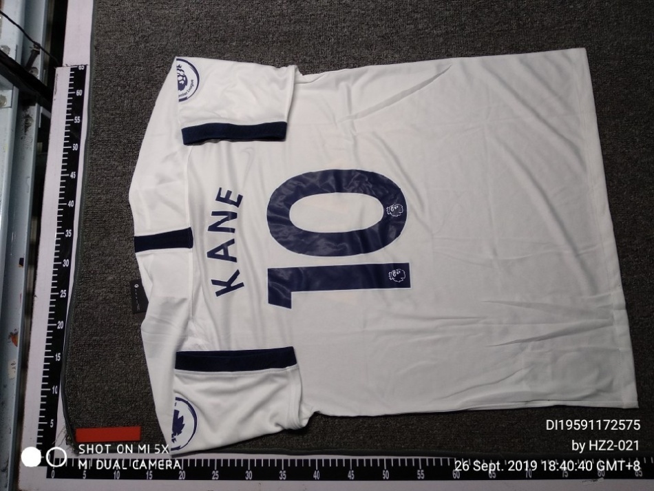 http://img1.superbuy.com/images/app/2019/10/01/3296713615699_3_1_9.jpg?x-oss-process=image/resize,w_950