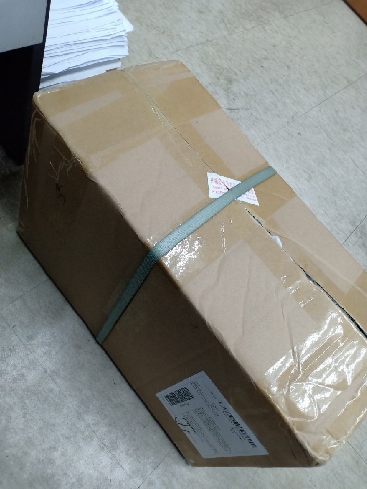 http://img1.superbuy.com/images/app/2019/10/28/2485556115722_9_6_7.jpg?x-oss-process=image/resize,w_950