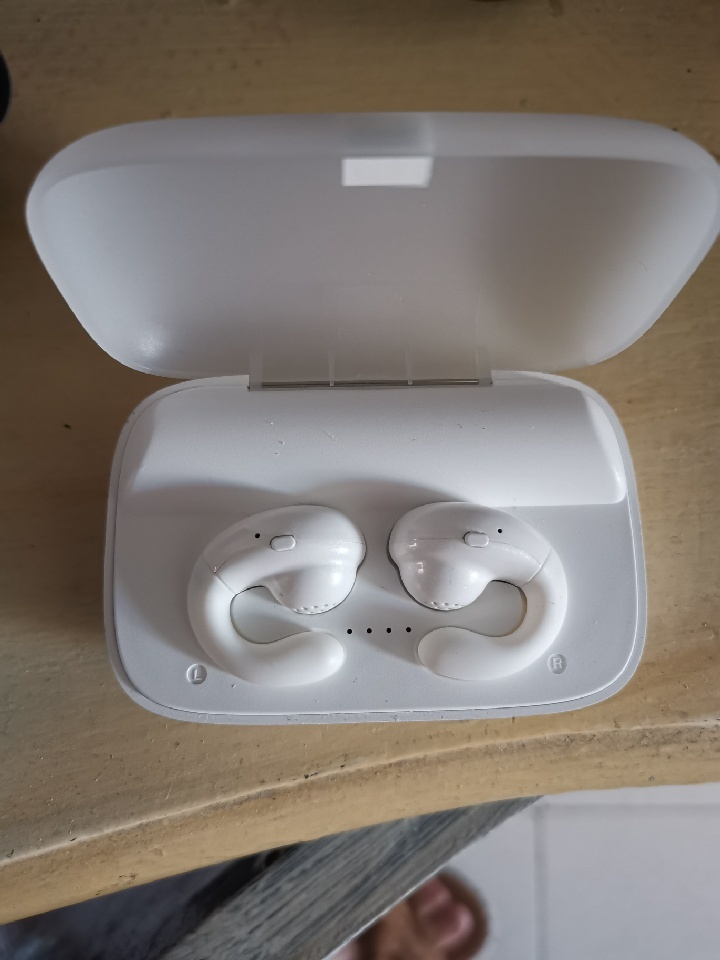 http://img1.superbuy.com/images/app/2021/08/23/5700731316297_5_2_8.jpg?x-oss-process=image/resize,w_950