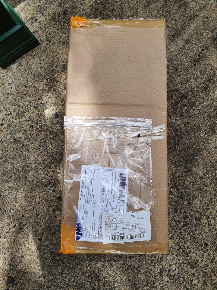 http://img1.superbuy.com/images/app/2022/02/15/1746075716449_8_5_8.jpg?x-oss-process=image/resize,w_950