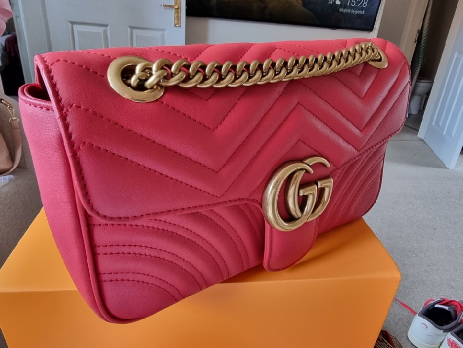 http://img1.superbuy.com/images/app/2023/07/06/8382761416886_6_8_1.jpg?x-oss-process=image/resize,w_950
