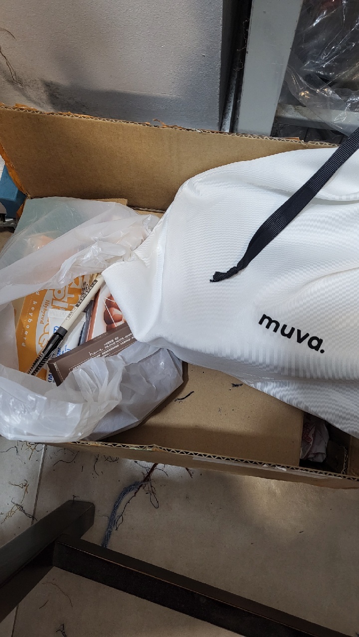 http://img1.superbuy.com/images/app/2024/10/21/3055038017295_0_0_7.jpg?x-oss-process=image/resize,w_950