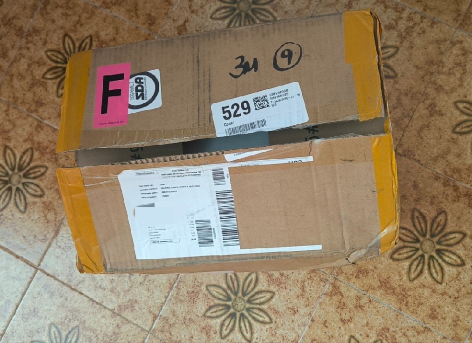 http://img1.superbuy.com/images/app/2025/01/10/3888375317365_0_2_0.jpg?x-oss-process=image/resize,w_950