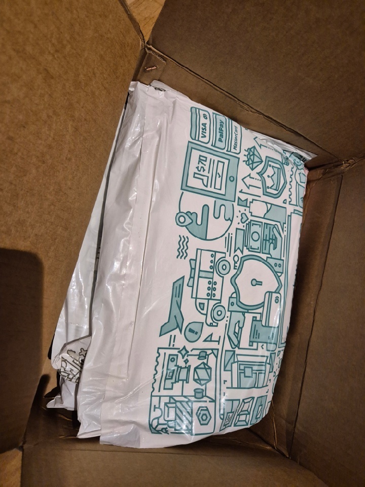 http://img1.superbuy.com/images/app/2025/05/03/1084119817463_0_1_4.jpg?x-oss-process=image/resize,w_950