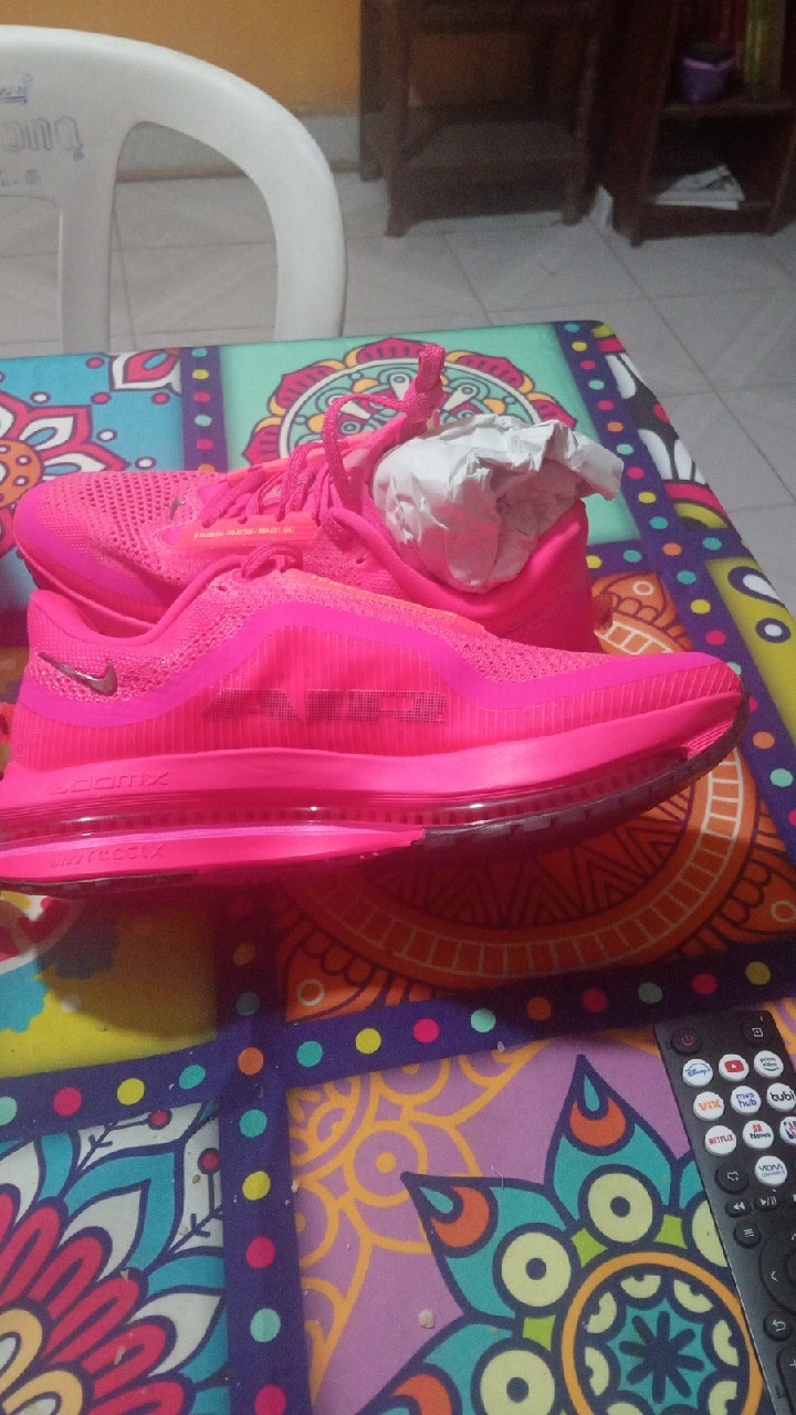 http://img1.superbuy.com/images/app/2025/10/10/5805915817600_5_3_8.jpg?x-oss-process=image/resize,w_950