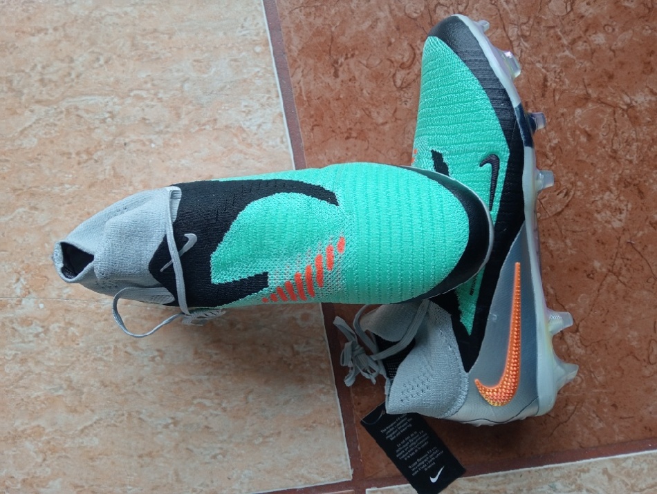 http://img1.superbuy.com/images/app/2025/10/10/5824822917600_3_7_7.jpg?x-oss-process=image/resize,w_950