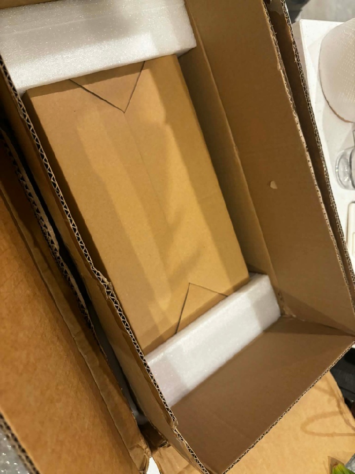 http://img1.superbuy.com/images/app/2026/04/02/2042757717751_9_3_0.jpg?x-oss-process=image/resize,w_950