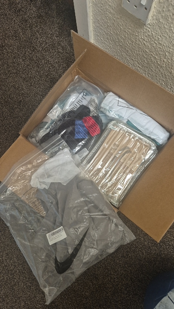 http://img1.superbuy.com/images/app/2026/05/08/5522899517782_3_1_3.jpg?x-oss-process=image/resize,w_950
