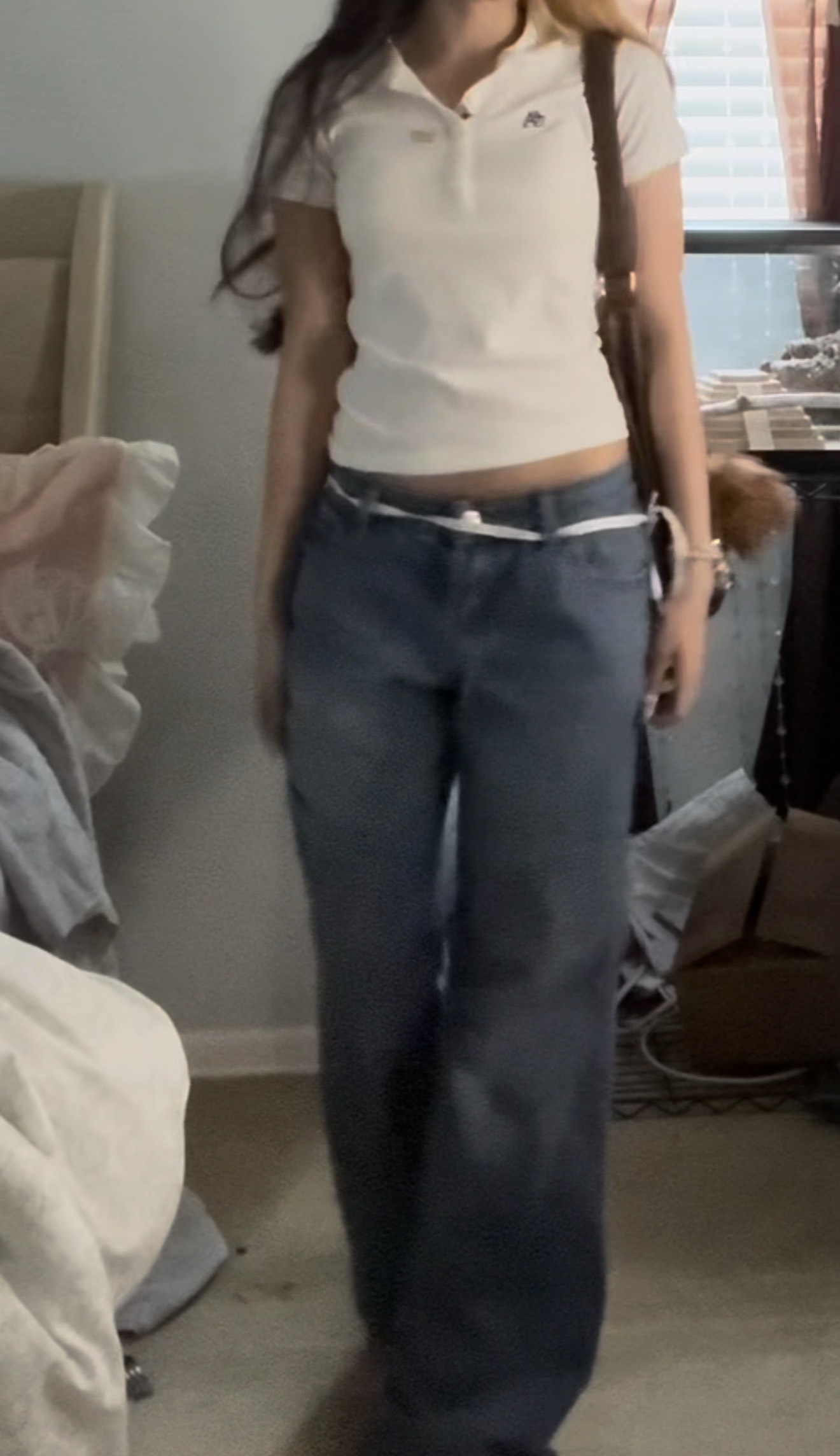 goodsImg