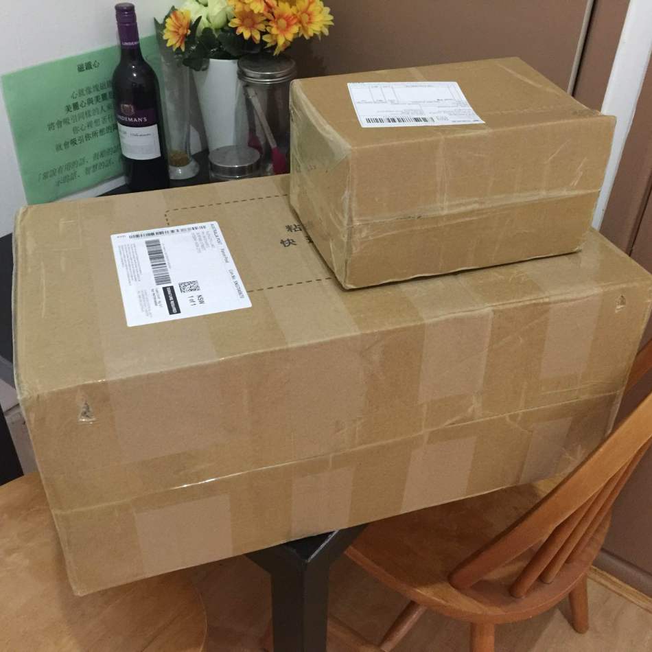 非常满意,两个包裹同时到达,很开心