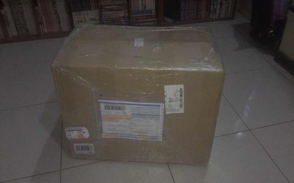 https://img1.superbuy.com/images/consult/2017/11/10/18054cfa4a534b08c1d1ef9986d8d3f3.jpg?x-oss-process=image/resize,w_950