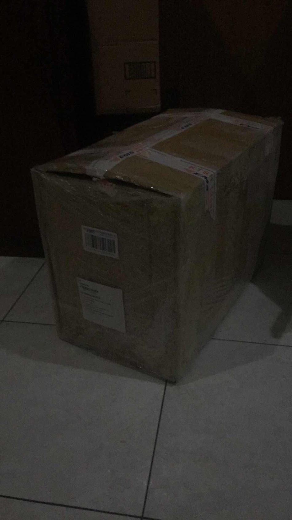 https://img1.superbuy.com/images/consult/2017/12/14/c1763c09af0d9d8759fb257a8a5a623b.jpg?x-oss-process=image/resize,w_950