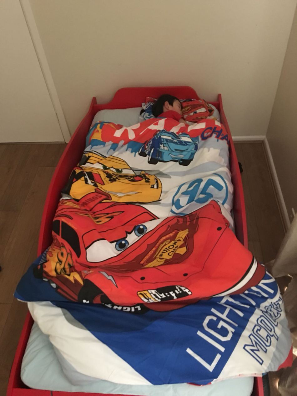 https://img1.superbuy.com/images/consult/2018/02/01/9443238bd3e6abf8b5c872a64f05f000.jpg?x-oss-process=image/resize,w_950