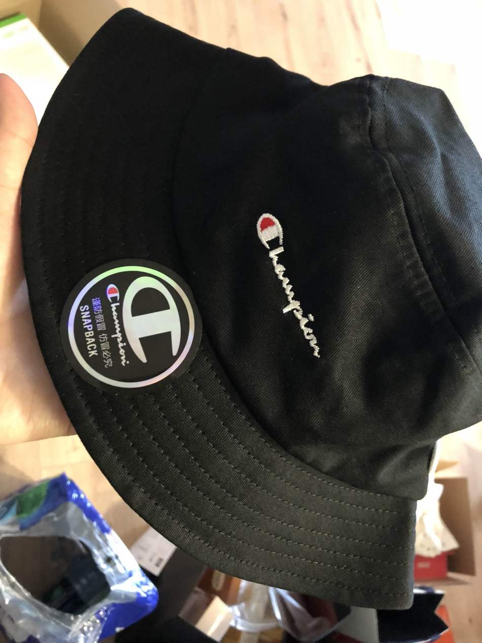 https://img1.superbuy.com/images/consult/2018/05/18/612b650e4518f784c2236245df16426a.jpg?x-oss-process=image/resize,w_950