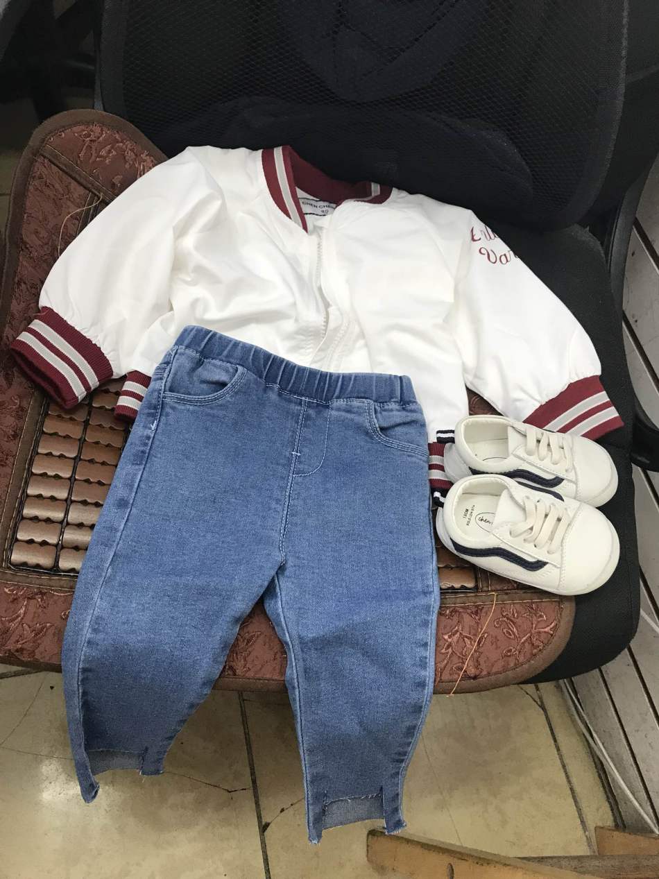https://img1.superbuy.com/images/consult/2018/08/10/f832ee0c81049119136b57fbe6ed542e.jpg?x-oss-process=image/resize,w_950