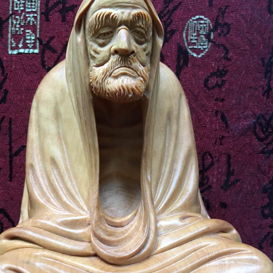 黄杨木雕达摩入定像