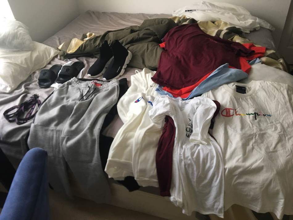 https://img1.superbuy.com/images/consult/2018/10/10/2541b49146a8431ea3c8d1794336f8c1.jpg?x-oss-process=image/resize,w_950
