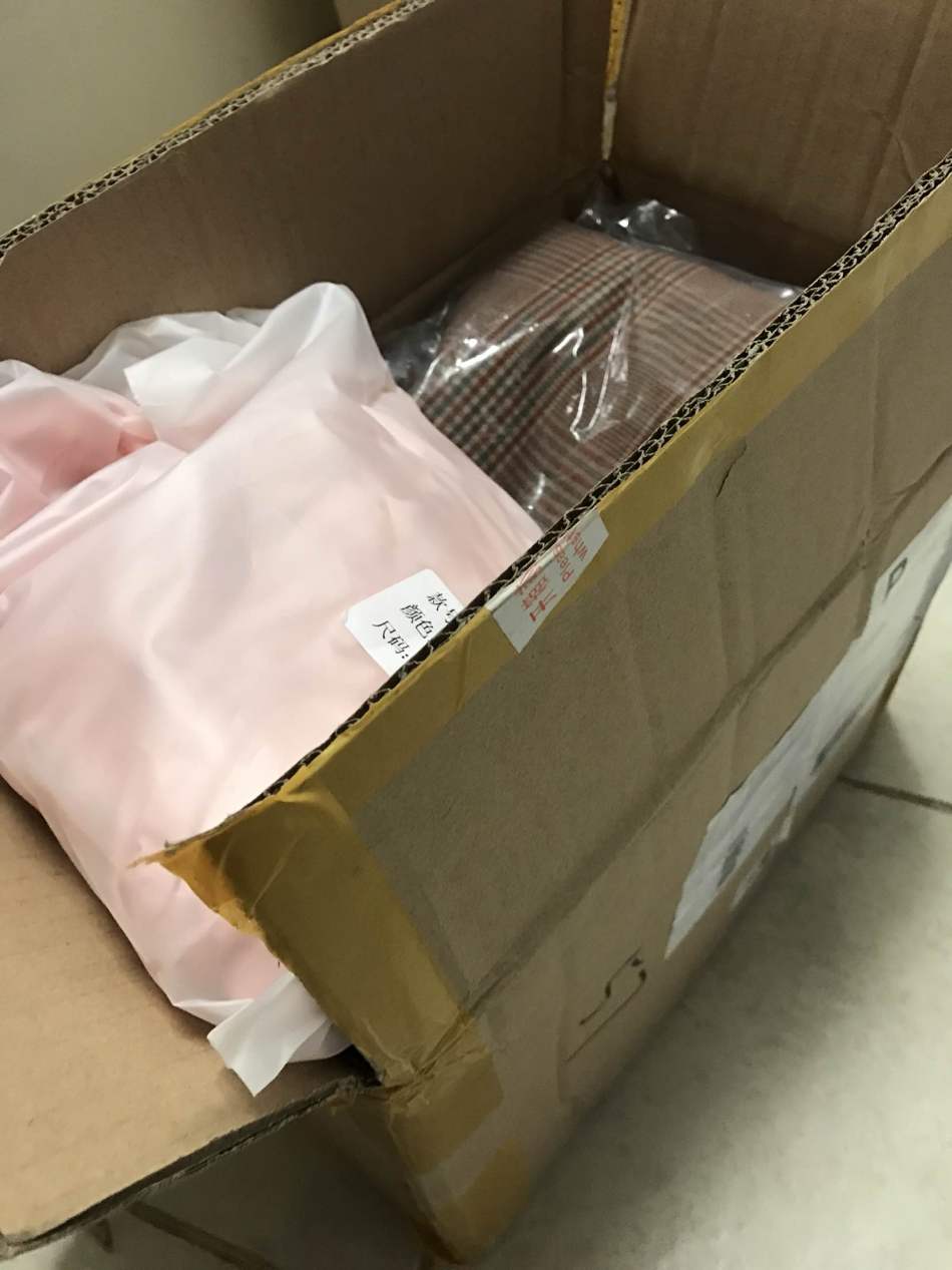 https://img1.superbuy.com/images/consult/2018/10/26/c6f5042cd11b8544863d7b28e686beb5.jpg?x-oss-process=image/resize,w_950