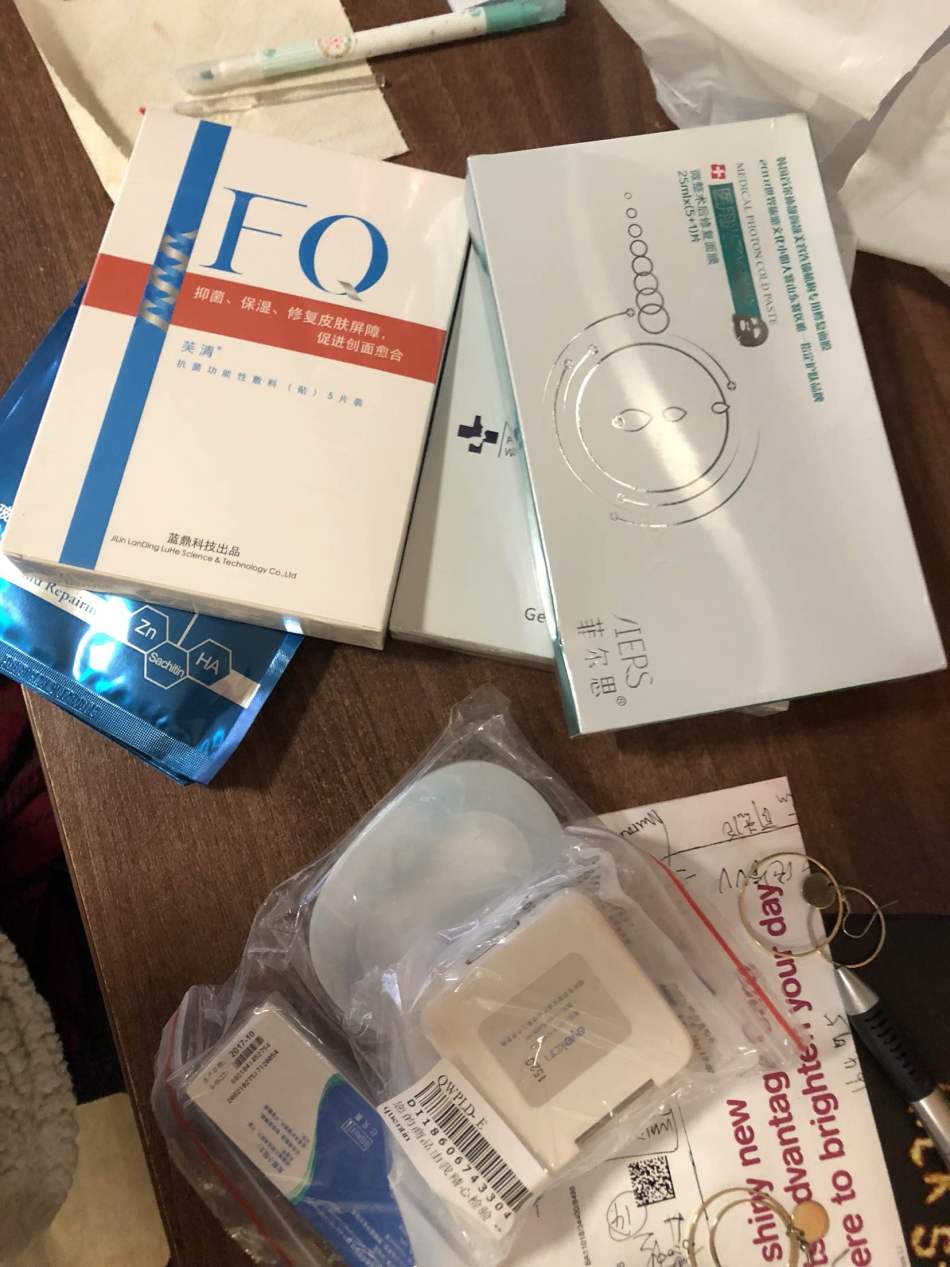 https://img1.superbuy.com/images/consult/2018/11/03/a243d224cb22461125ba311cad329767.jpg?x-oss-process=image/resize,w_950