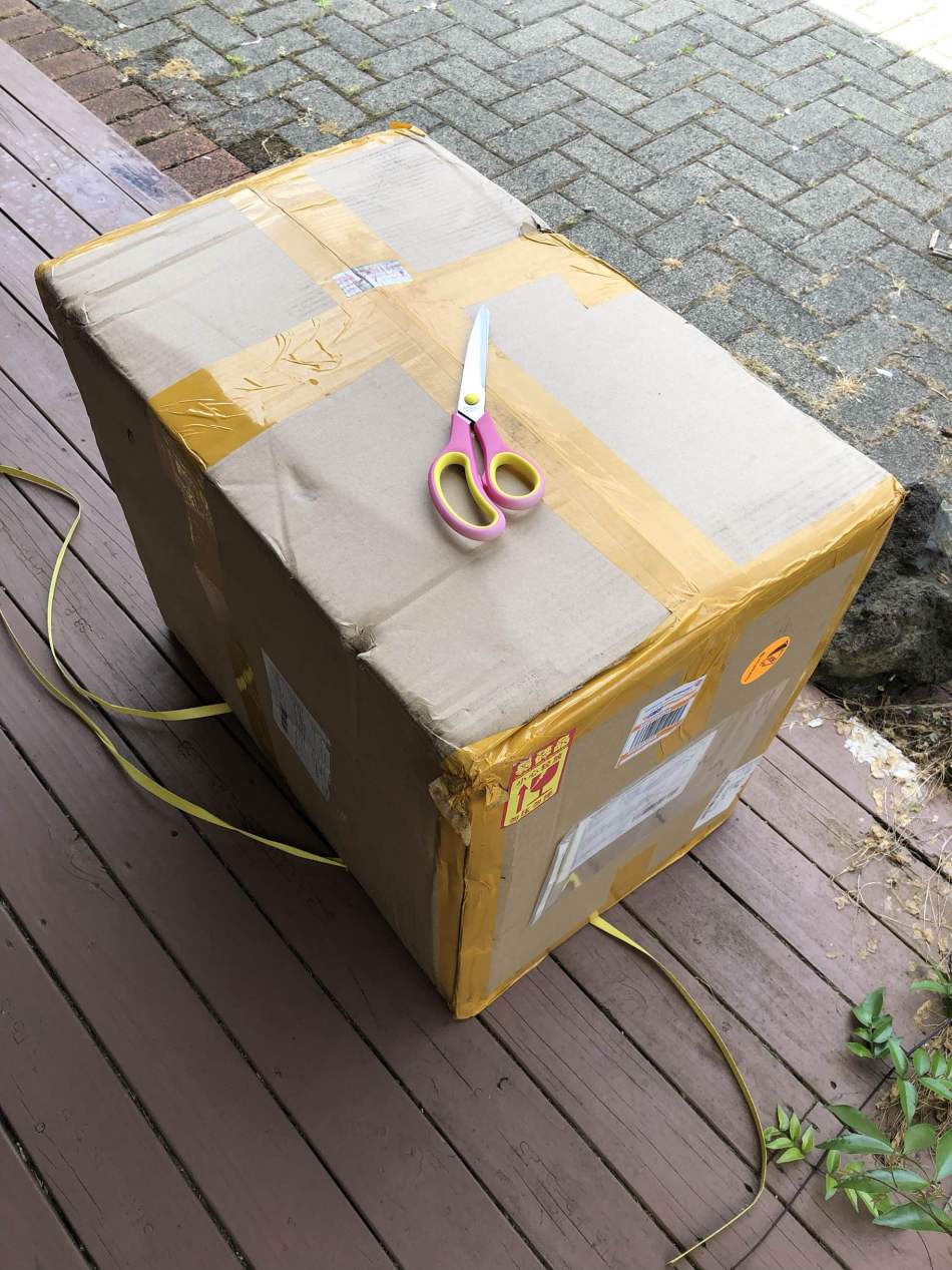 https://img1.superbuy.com/images/consult/2018/12/03/d91121cbc25c2457cc8e6f80eb548004.jpg?x-oss-process=image/resize,w_950