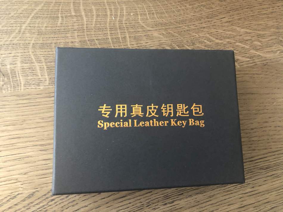 https://img1.superbuy.com/images/consult/2019/12/11/a6a2992dcd610a1312998be68219bf88.jpg?x-oss-process=image/resize,w_950