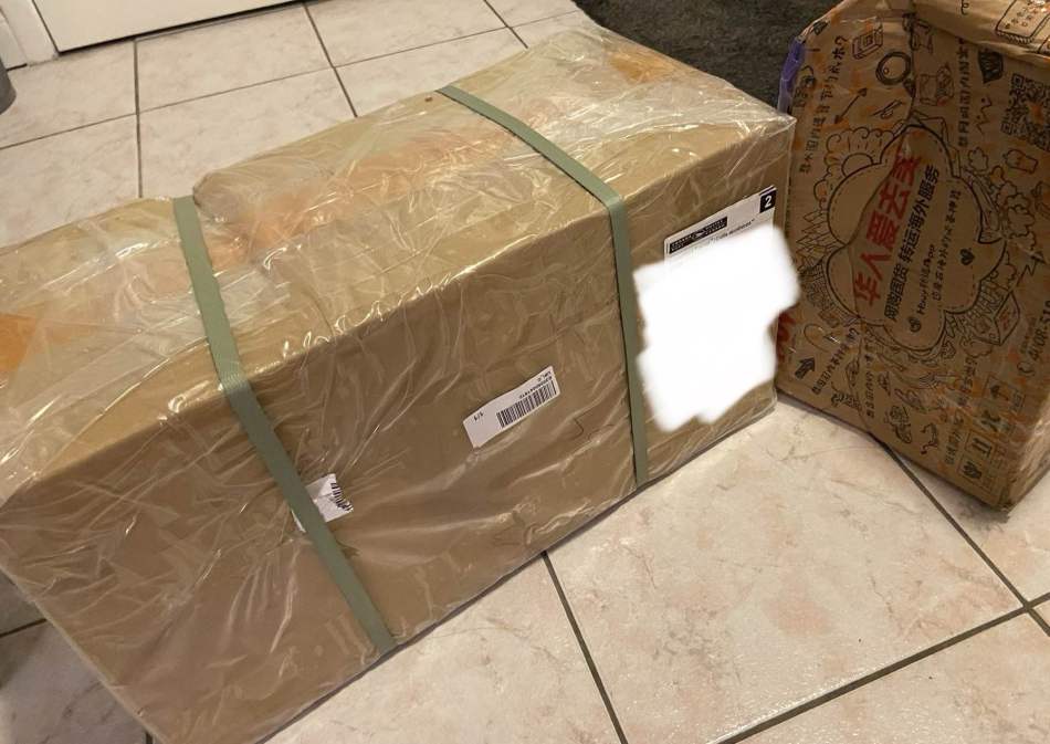 https://img1.superbuy.com/images/consult/2020/05/03/71596ba6d71ef026b794de043590d10a.jpg?x-oss-process=image/resize,w_950