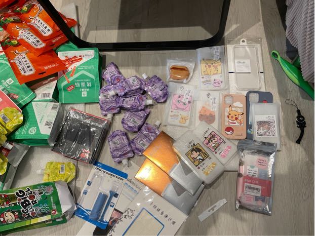 https://img1.superbuy.com/images/consult/2021/12/14/2af565e9c3bb4ec3df92bf820f834046.jpg?x-oss-process=image/resize,w_950