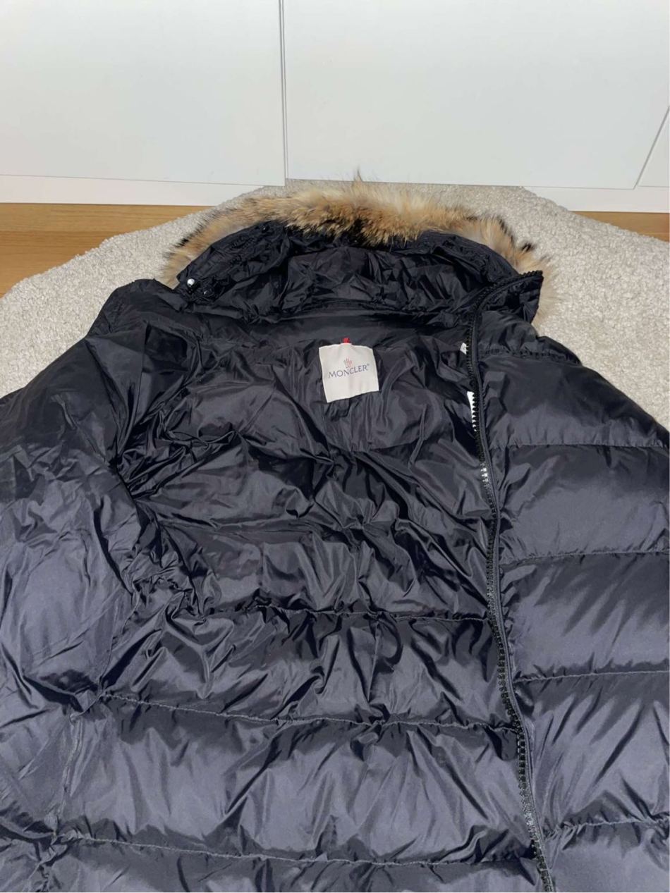https://img1.superbuy.com/images/consult/2022/02/02/46906937af26ac04e41bae23d2c07d9e.jpg?x-oss-process=image/resize,w_950