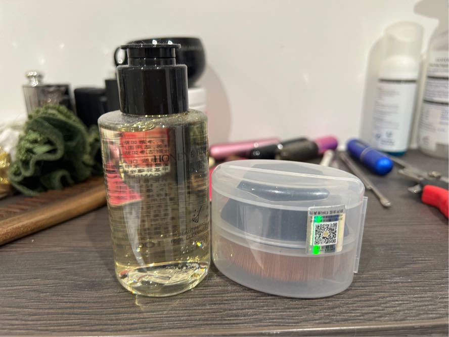 https://img1.superbuy.com/images/consult/2023/10/10/6b538856893790066779c421d4d38a92.jpg?x-oss-process=image/resize,w_950