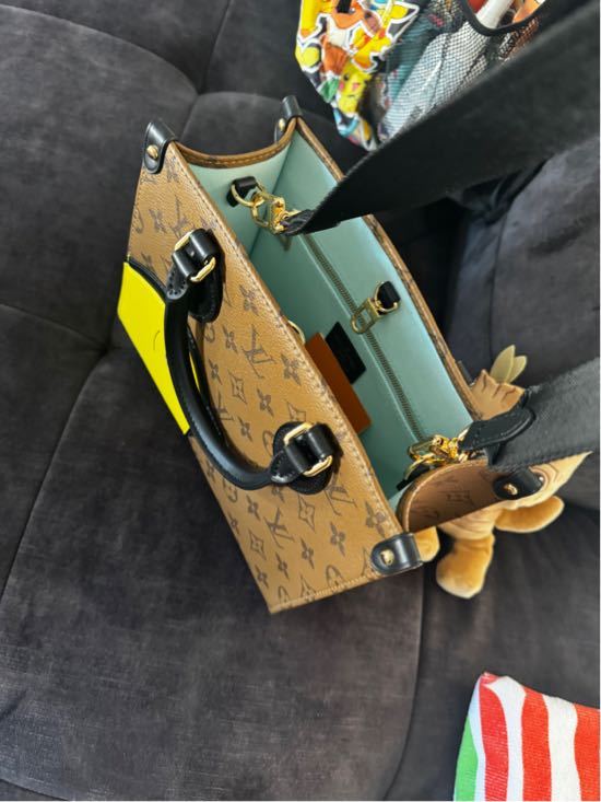 https://img1.superbuy.com/images/consult/2024/09/02/93ecf54a6b9def696af386824b49b532.jpg?x-oss-process=image/resize,w_950