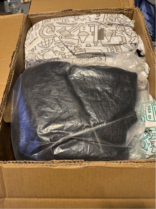 https://img1.superbuy.com/images/consult/2024/12/17/9e2462afebc05b18f91f378f98de20ec.jpg?x-oss-process=image/resize,w_950