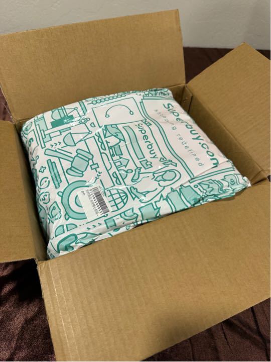 https://img1.superbuy.com/images/consult/2025/01/09/56b9ee8929b21db1e93696e428b594c6.jpg?x-oss-process=image/resize,w_950