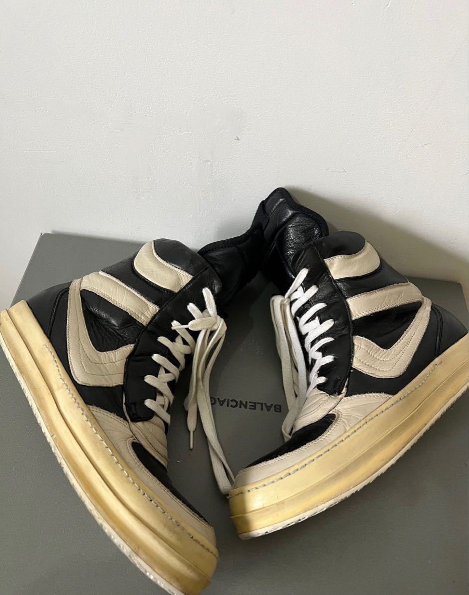 https://img1.superbuy.com/images/consult/2025/01/09/af36d00ffed5263b7c7ea0b45d69c71c.jpg?x-oss-process=image/resize,w_950