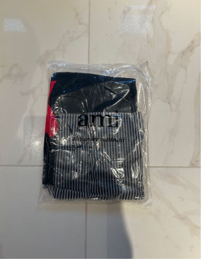 https://img1.superbuy.com/images/consult/2025/02/21/21fa99bc1d678aac84d249b37da36c44.jpg?x-oss-process=image/resize,w_950