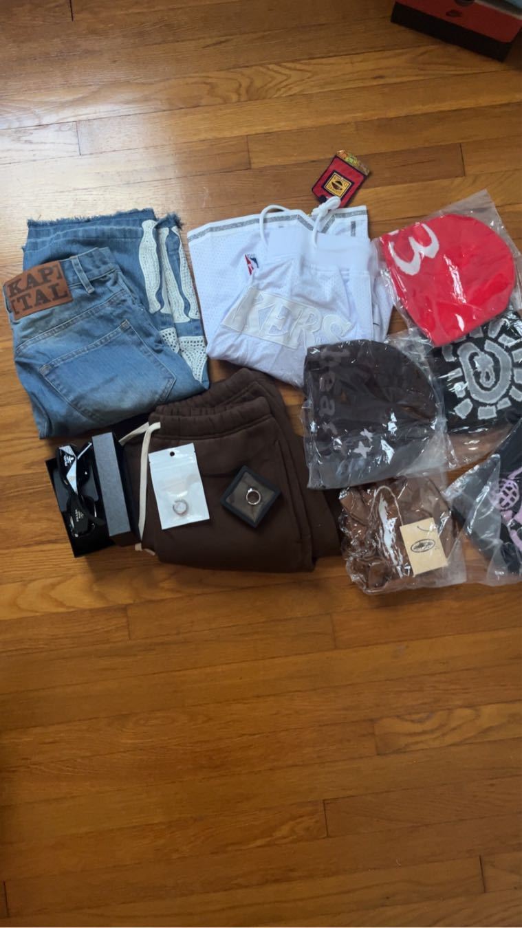 https://img1.superbuy.com/images/consult/2025/04/29/c6470801369563828ee932a0de02bc4a.jpg?x-oss-process=image/resize,w_950