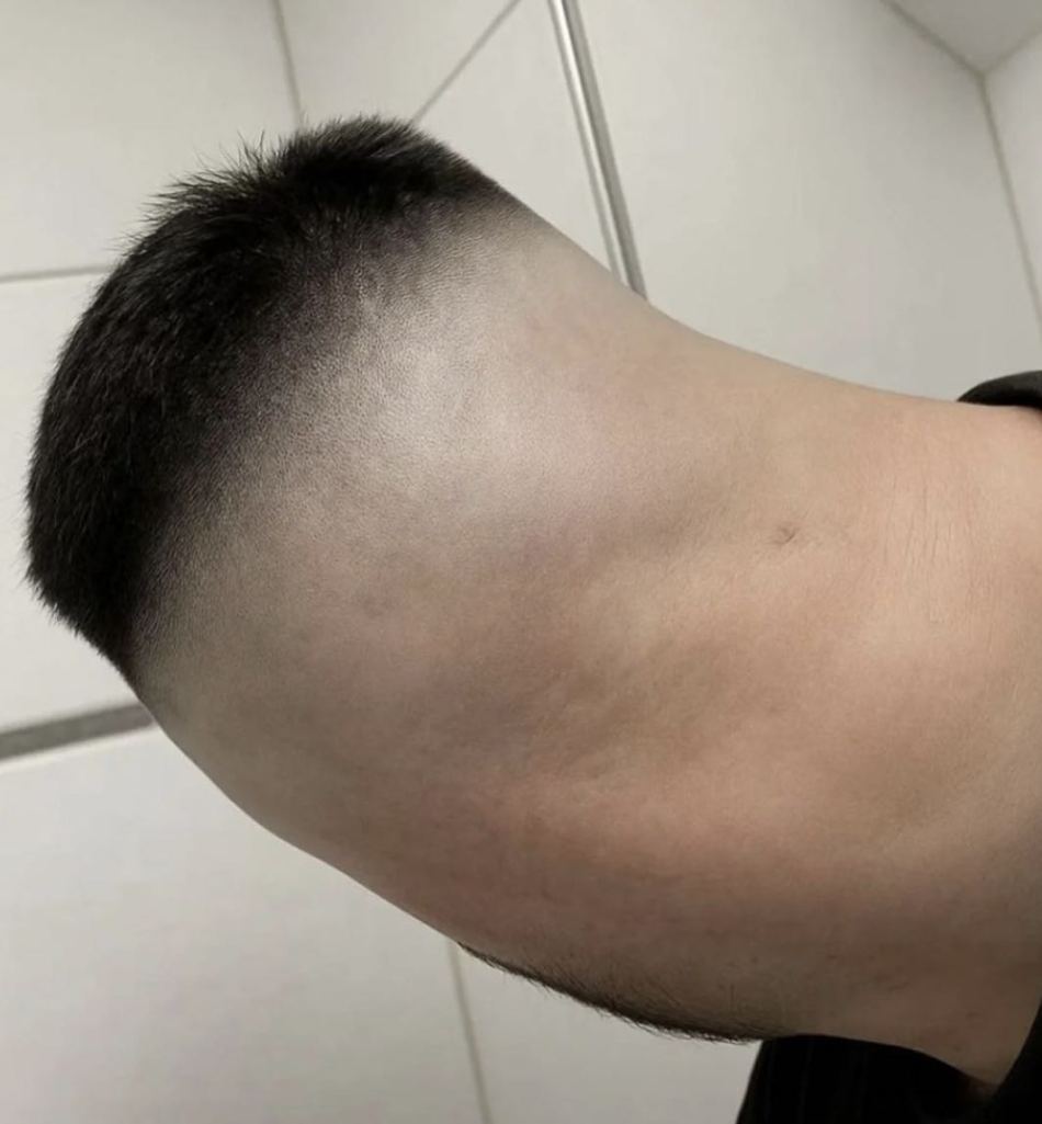 https://img1.superbuy.com/images/consult/2025/08/20/1ab6378d2a50c87005eda1c0e279c93d.jpg?x-oss-process=image/resize,w_950