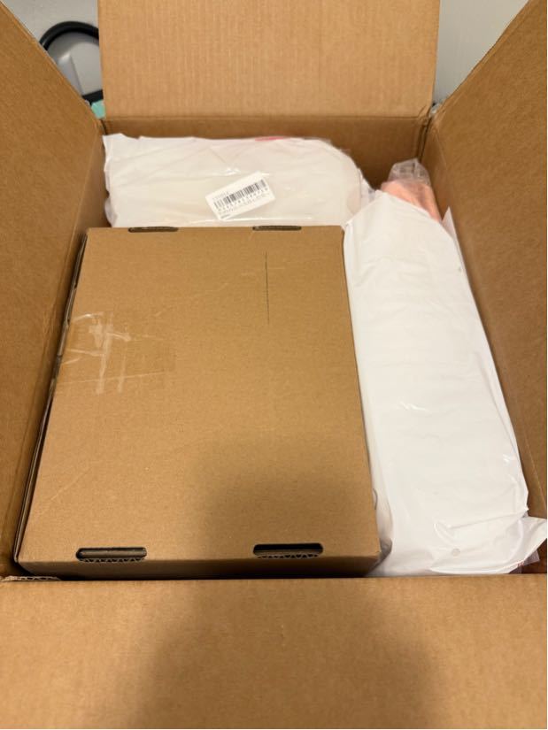 https://img1.superbuy.com/images/consult/2025/09/06/2770d06469aecff744f7c348020966e5.jpg?x-oss-process=image/resize,w_950