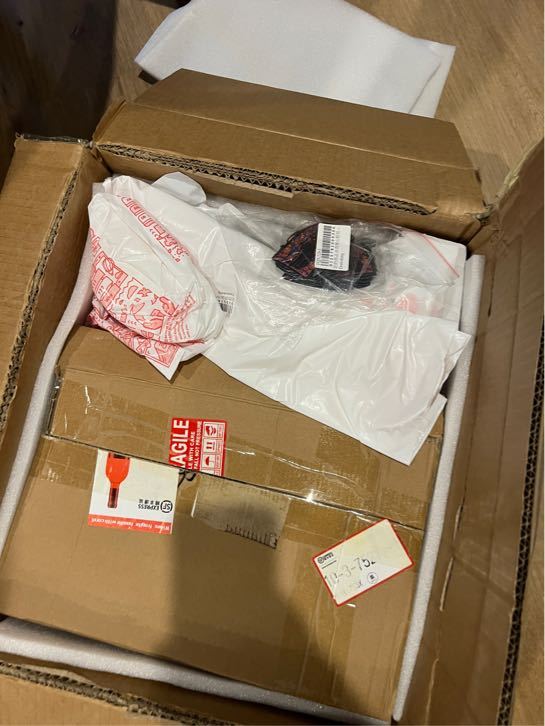 https://img1.superbuy.com/images/consult/2025/09/26/2fef8b83d3be6eb575a0c30d6901ca41.jpg?x-oss-process=image/resize,w_950
