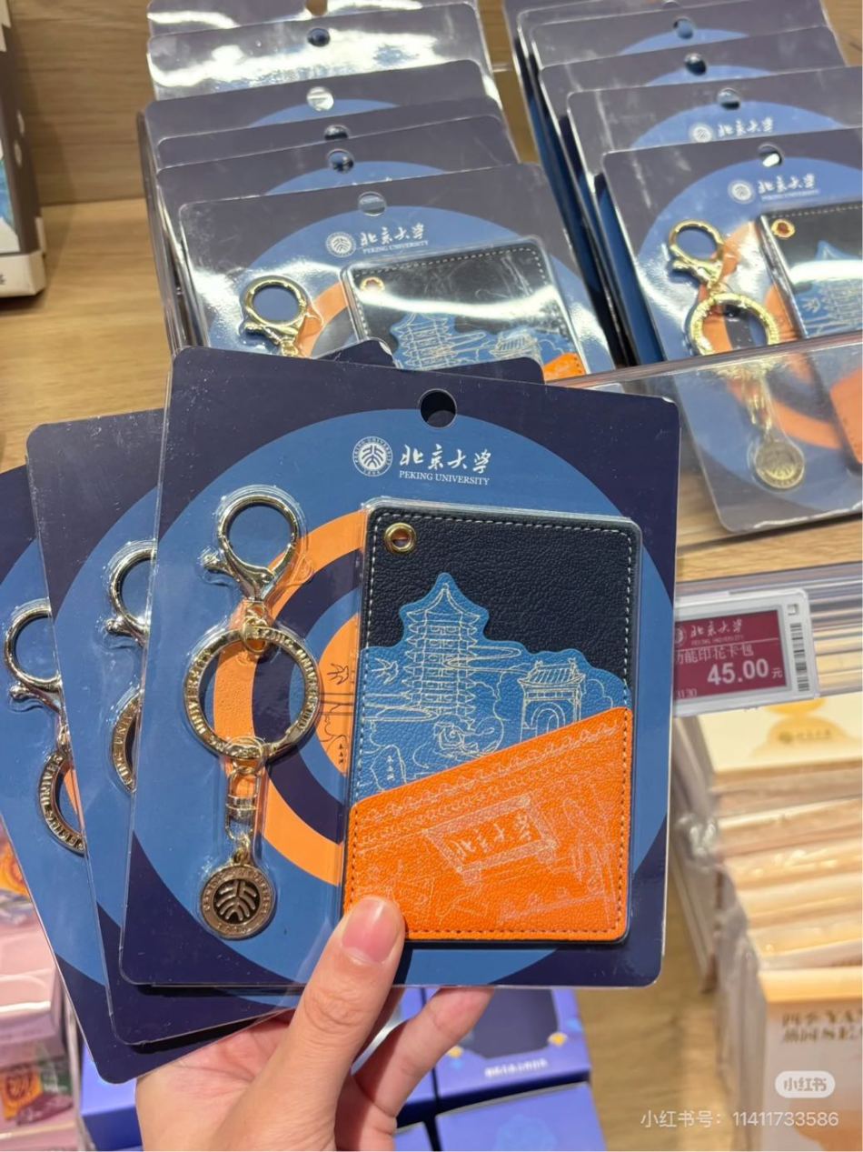 https://img1.superbuy.com/images/consult/2025/10/31/f0b265d4aef9f0147ac71523e49d567f.jpg?x-oss-process=image/resize,w_950