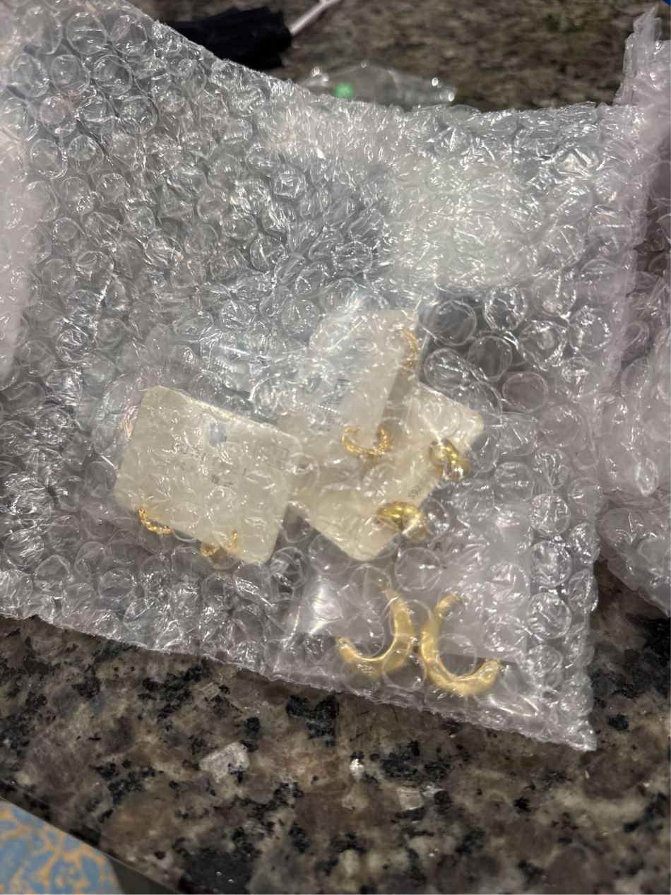 https://img1.superbuy.com/images/consult/2025/11/30/b6e9c64b7d70ff573ac901c9d62c2171.jpg?x-oss-process=image/resize,w_950