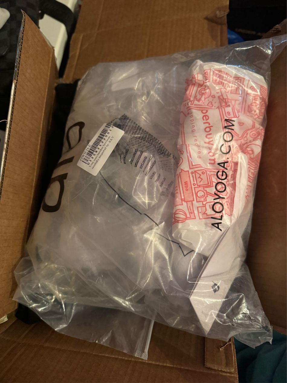 https://img1.superbuy.com/images/consult/2026/01/17/a1d2299e9f72d938b2173874c54c6a41.jpg?x-oss-process=image/resize,w_950