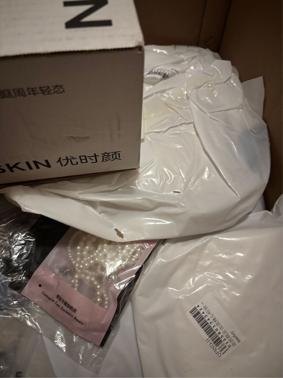 https://img1.superbuy.com/images/consult/2026/02/12/911e6a8884c94f33c0422f32edfa868e.jpg?x-oss-process=image/resize,w_950