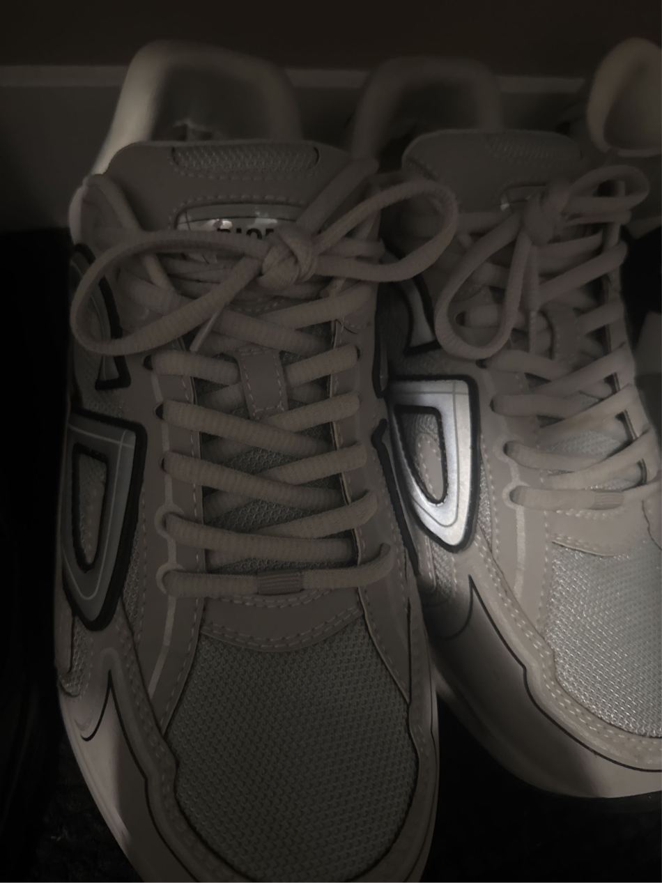 https://img1.superbuy.com/images/consult/2026/03/26/a6768de4bb86e254355a3ba00a5b4c72.jpg?x-oss-process=image/resize,w_950