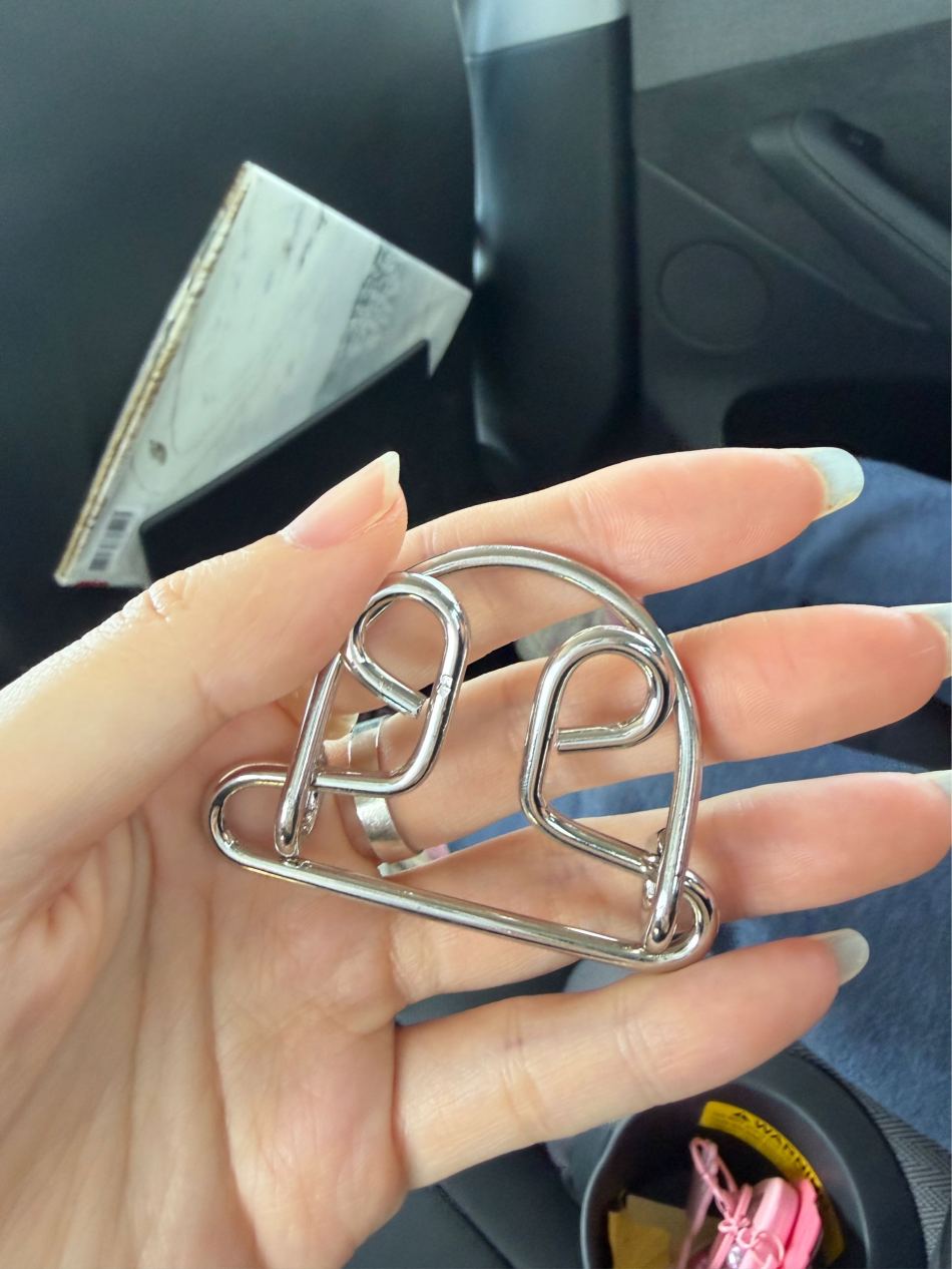 https://img1.superbuy.com/images/consult/2026/04/21/377118dab0cd2b2ee5466654c9e05525.jpg?x-oss-process=image/resize,w_950