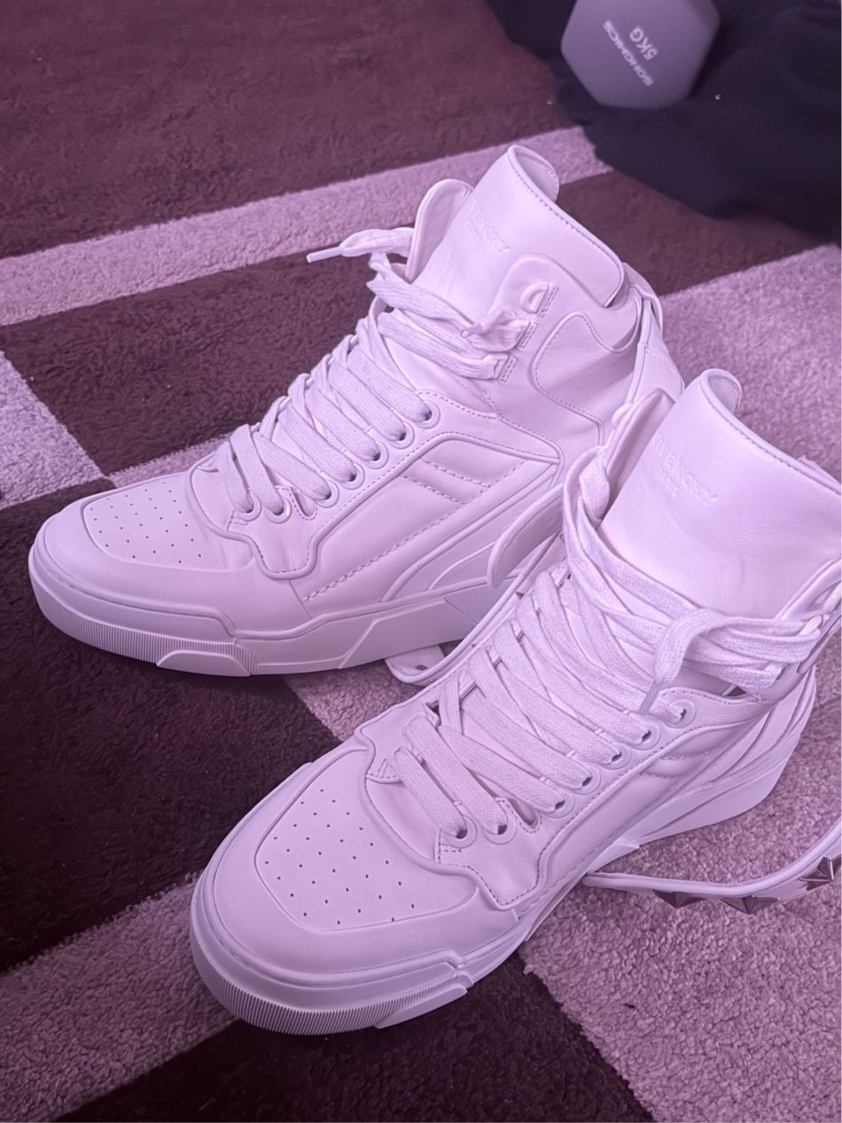 https://img1.superbuy.com/images/consult/2026/05/28/0f65c1bfec922ca047324b4c02af60af.jpg?x-oss-process=image/resize,w_950