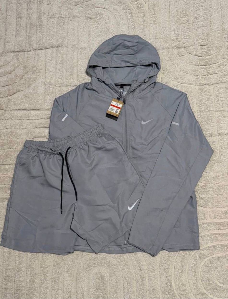 https://img1.superbuy.com/images/consult/2026/06/11/ae234b8f405e91cafcf3b1f3e65ab1c8.jpg?x-oss-process=image/resize,w_950